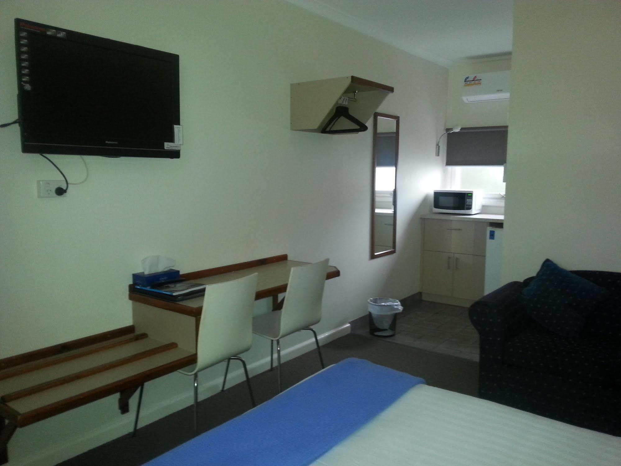 High Street Motel Эчука Экстерьер фото
